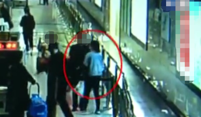 X光機(jī)廠家：女子拒絕過(guò)地鐵安檢不配合檢查是違法行為！