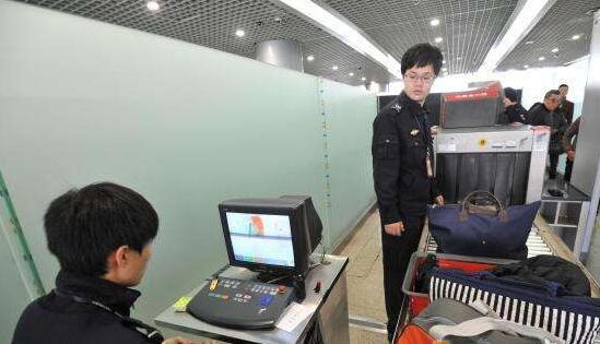坐火車過安檢門帶了黃金首飾品可以嗎？